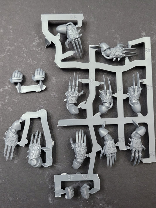 Raptors / Warp Talons Lightning Claws 14 bits: Warhammer 40k Chaos Space Marines