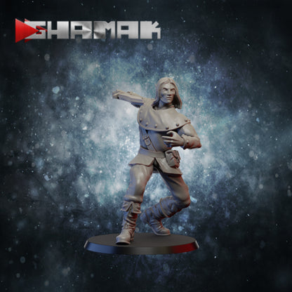 Elf Rogue HeroQuest Scale - Ghamak