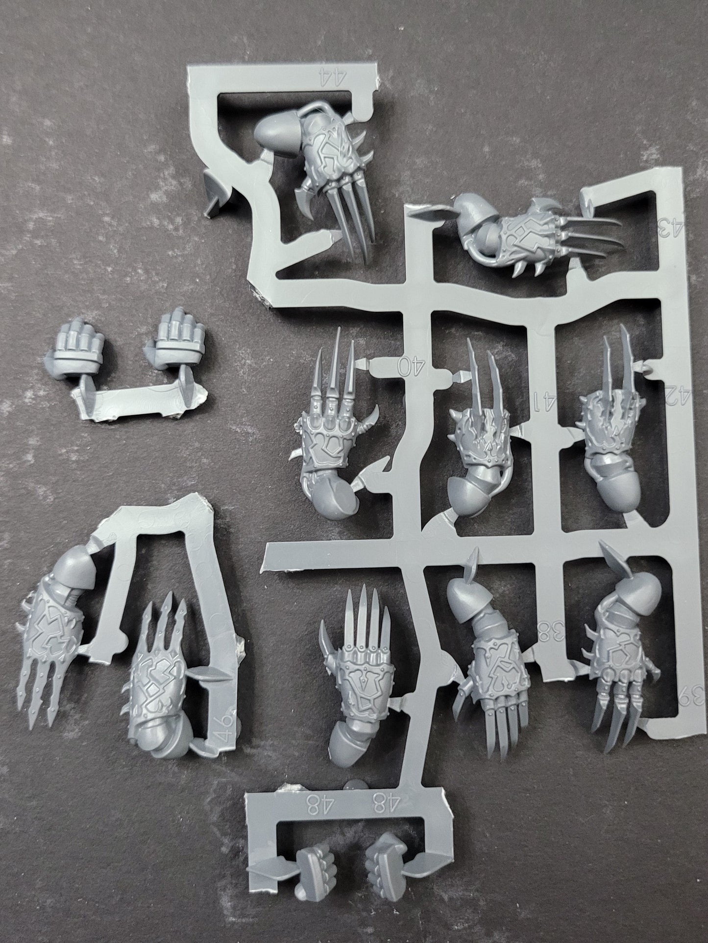 Raptors / Warp Talons Lightning Claws 14 bits: Warhammer 40k Chaos Space Marines